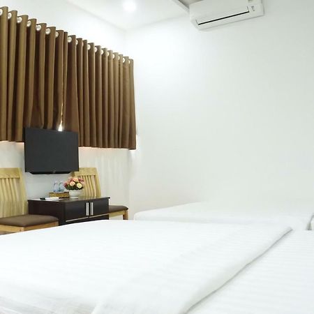 Truc Hung Hotel Managed By Bizciti 나트랑 외부 사진